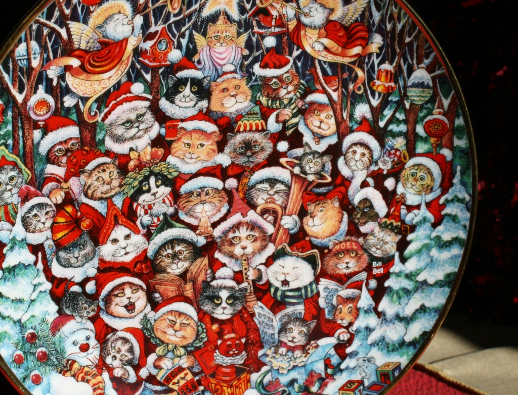 Kitty Christmas plate by mittens