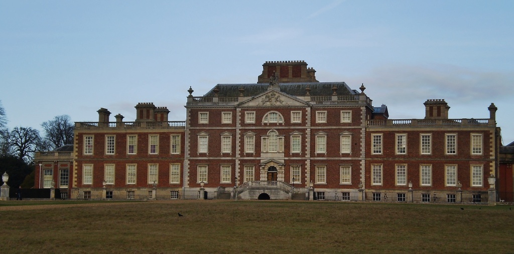 Wimpole Hall.  by snowy
