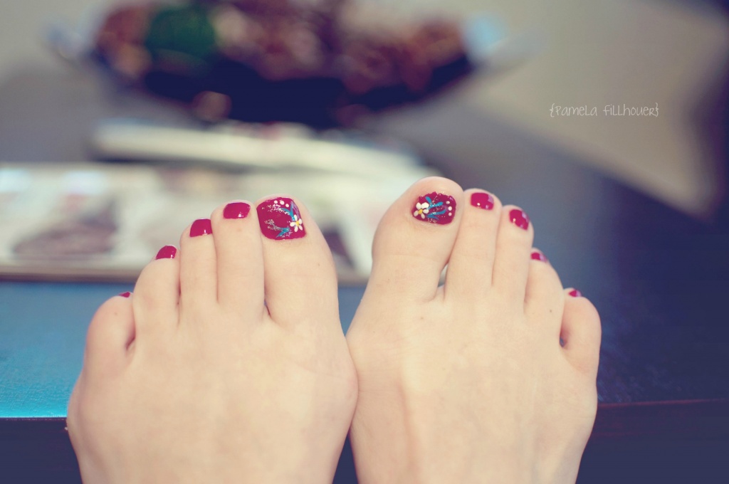 pedicure... by earthbeone
