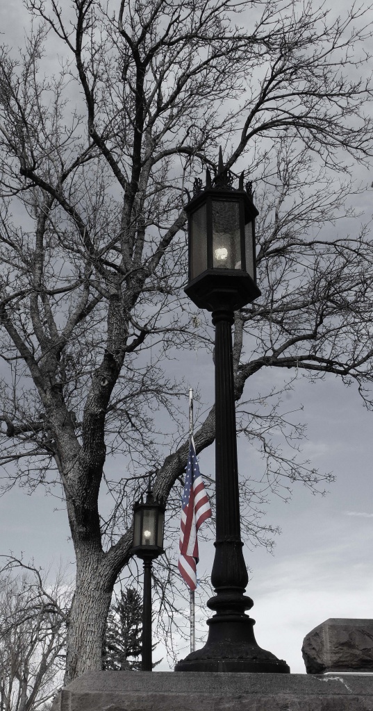 the light and the flag pole by dmdfday
