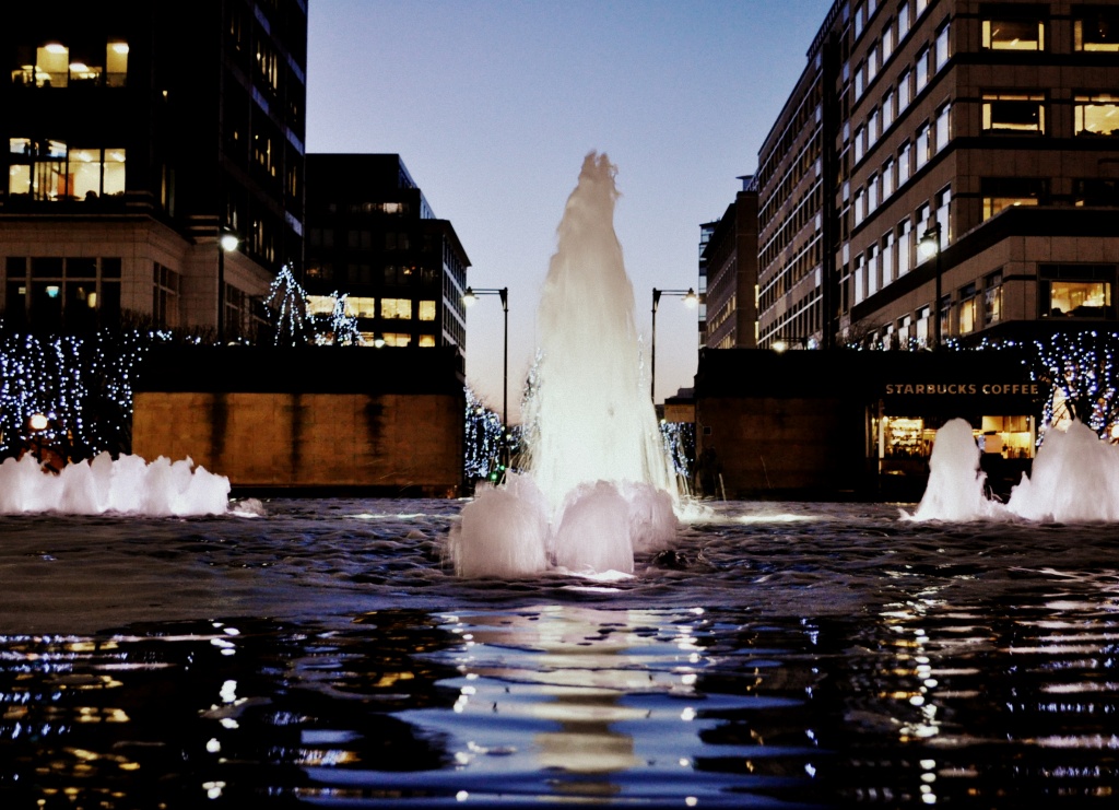 Fountain by andycoleborn