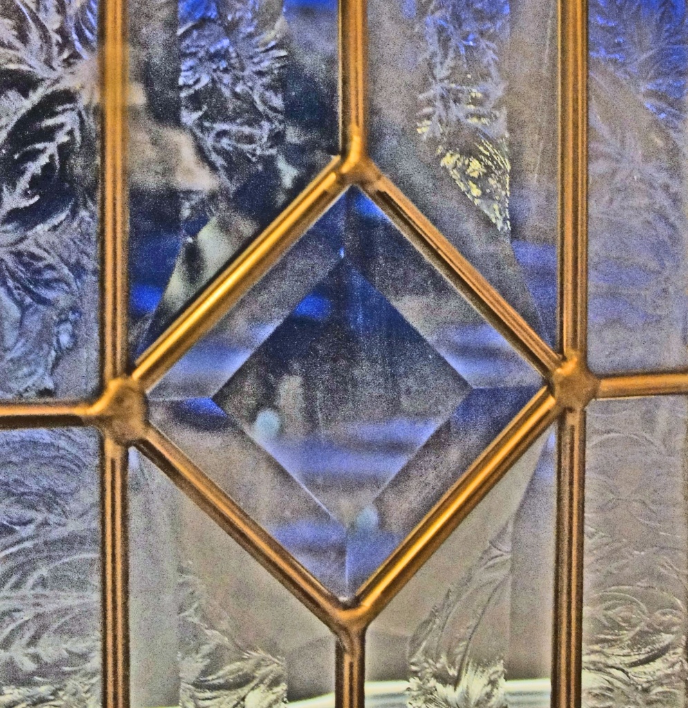 Ornamental glass  by dmdfday