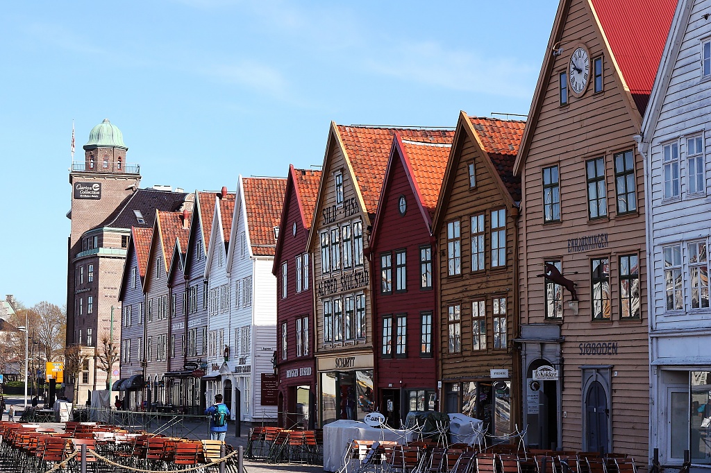Bergen, Norway by harvey