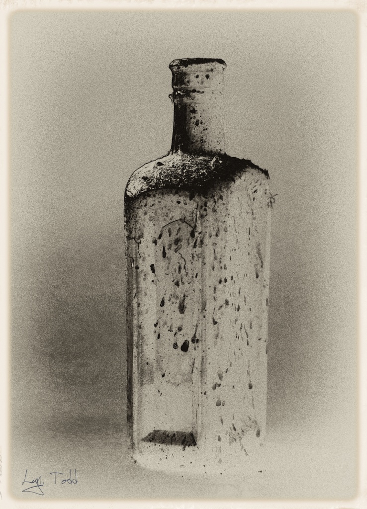 bottle by ltodd