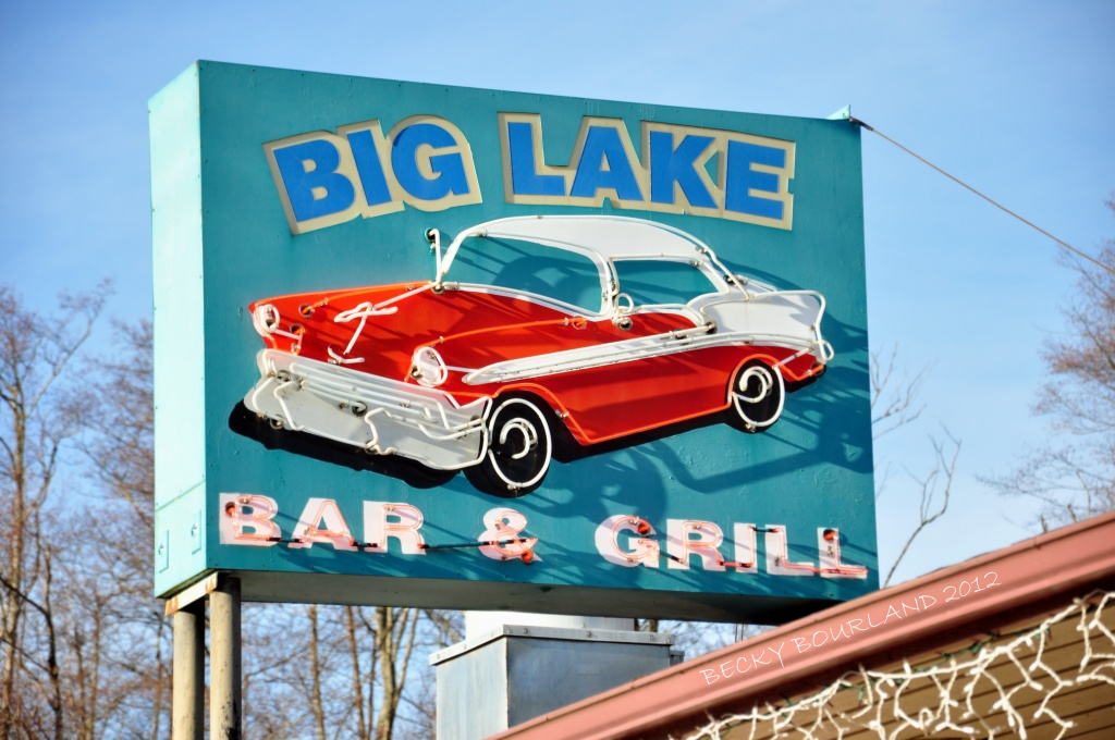 Big Lake Bar And Grill by mamabec