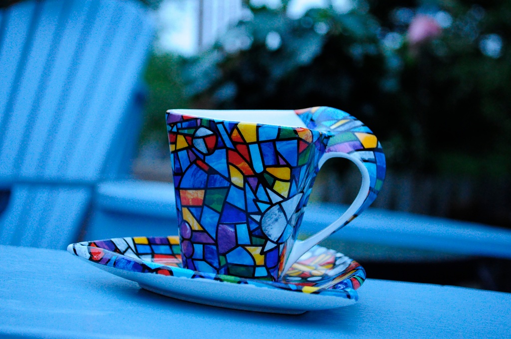 tea cup by dora