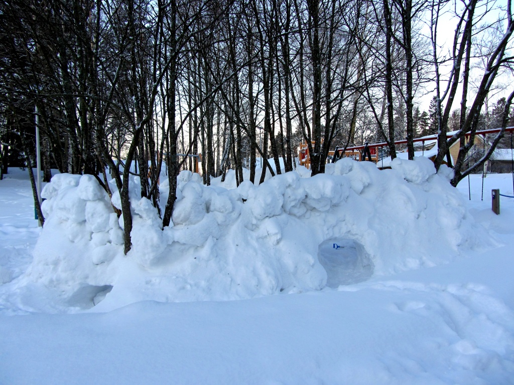 Fortress of snow IMG_3823 by annelis