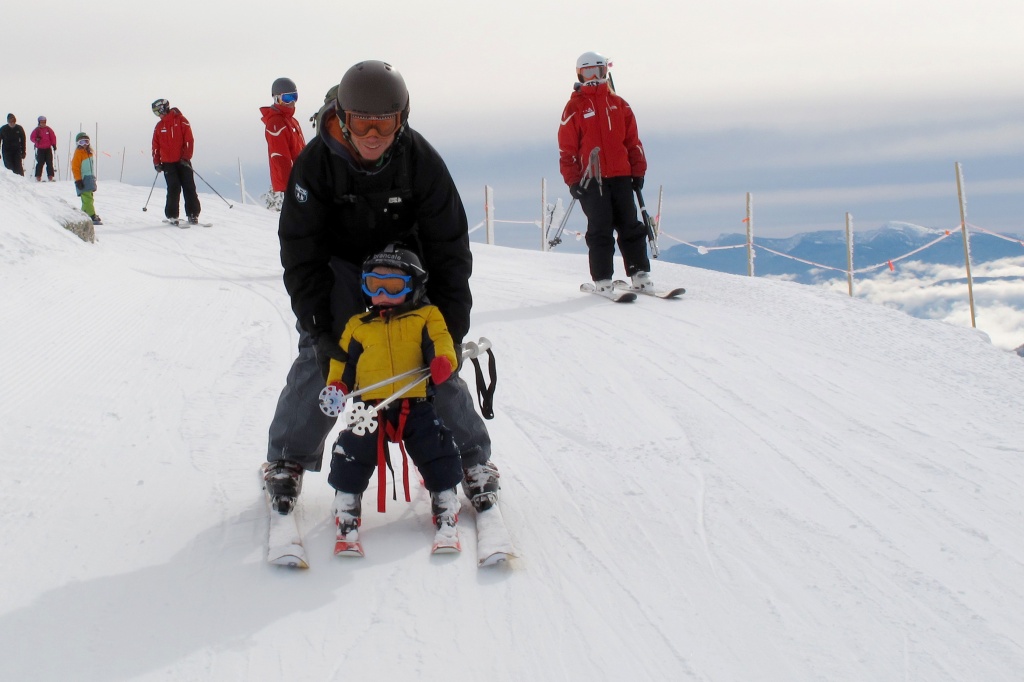 Aubrey skiing to Paradise Lodge by kiwichick
