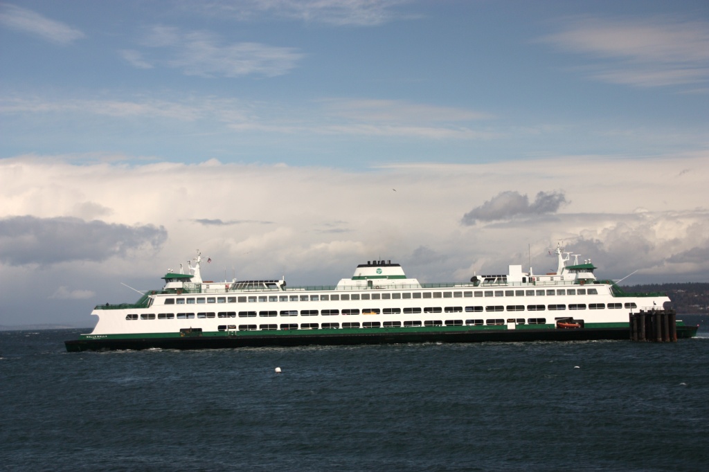 Washington State Ferry by whiteswan