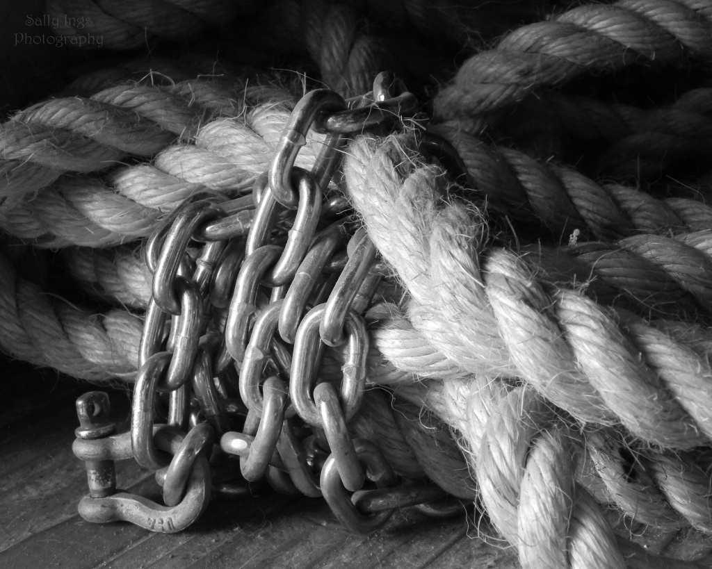 Rope and Chain by salza