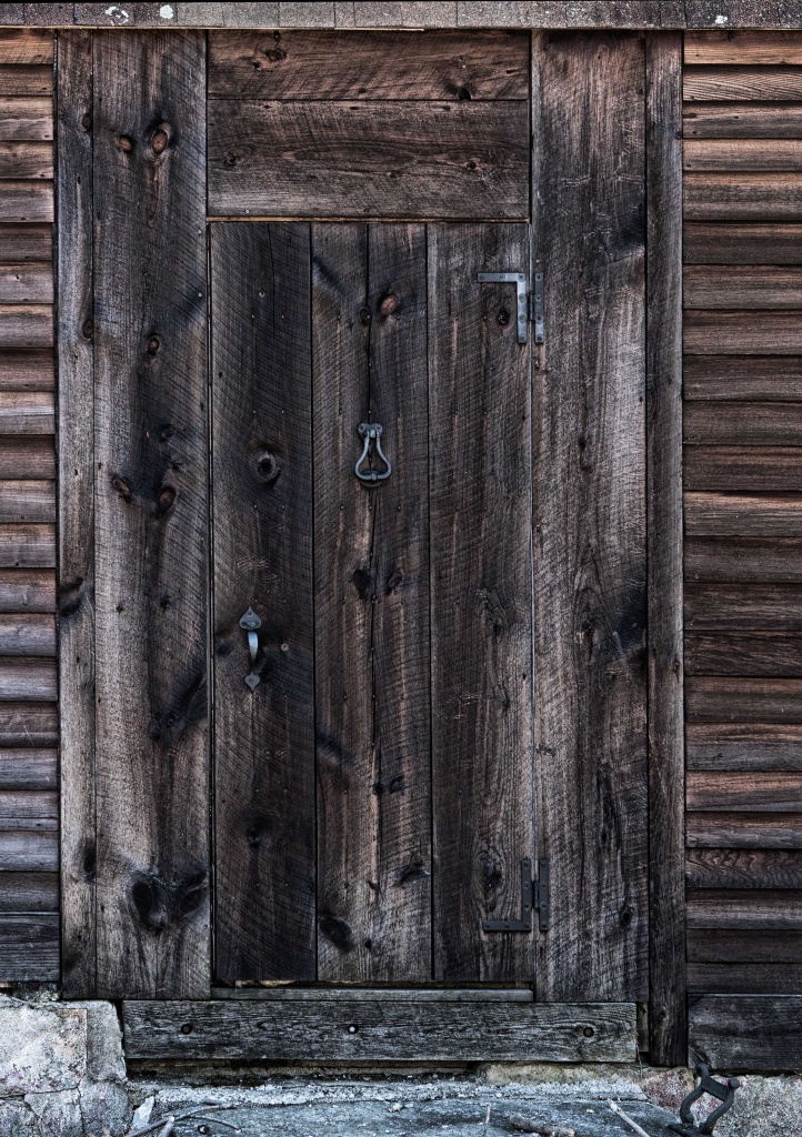 Rustic Door by kannafoot