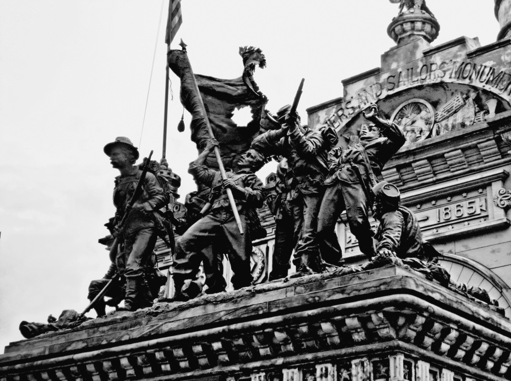 Soldiers and Sailors Memorial  (from Public Square) by yentlski