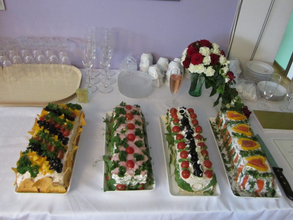 Sandwich cakes IMG_4531 by annelis