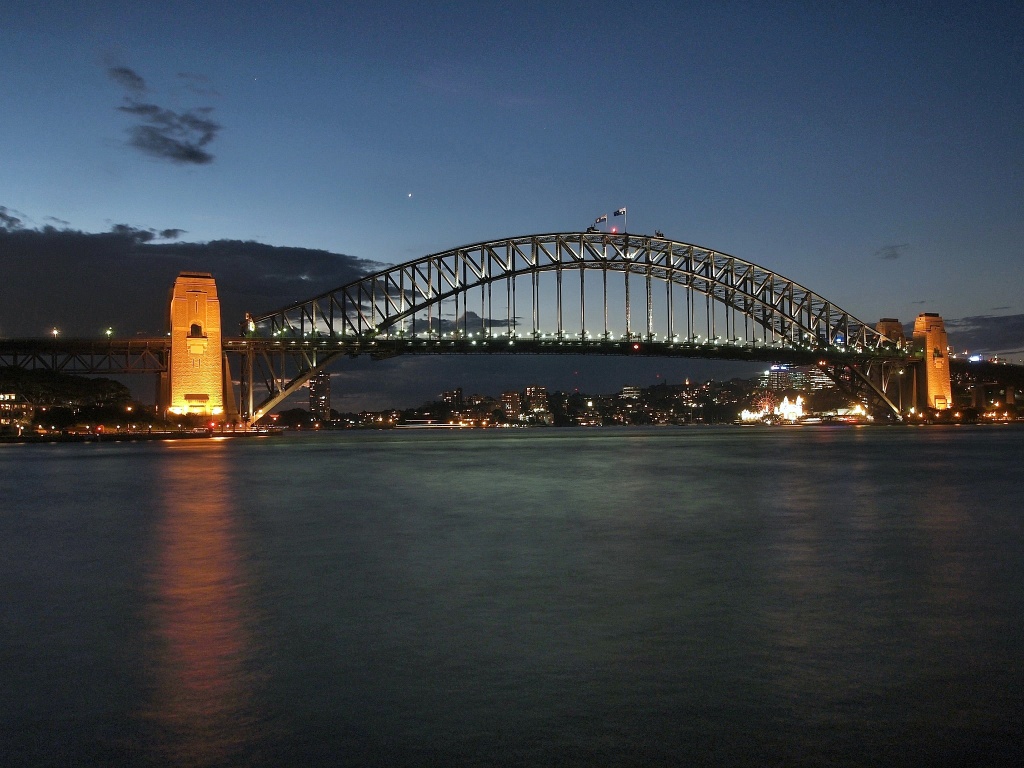 The Harbour Bridge by peterdegraaff