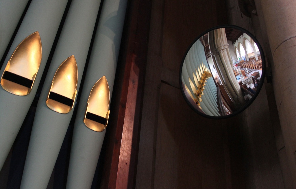 In the church organist's mirror by dulciknit