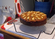 26th Apr 2012 - A cake to take.....