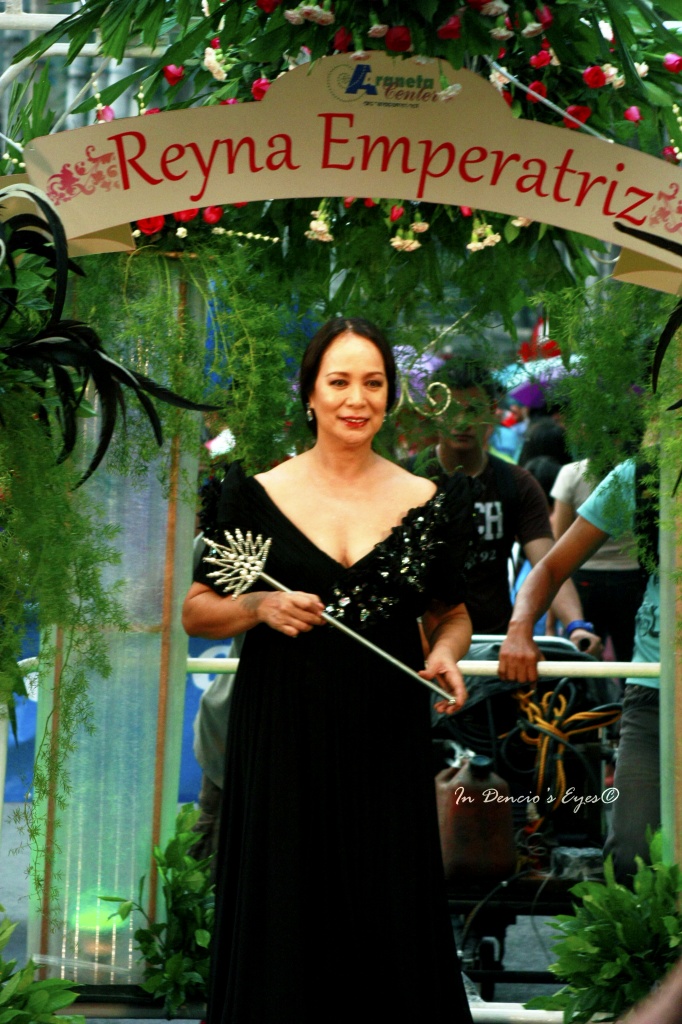 Santacruzan 2012 - Reyna Emperatriz by iamdencio