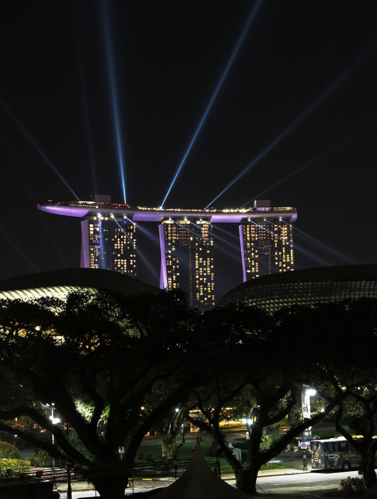 Singapore - Marina Bay Sands Hotel by ltodd