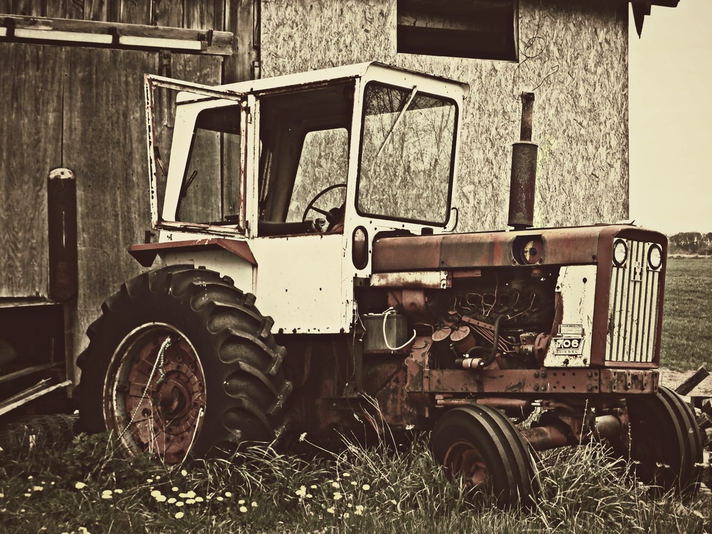 tractor by edie