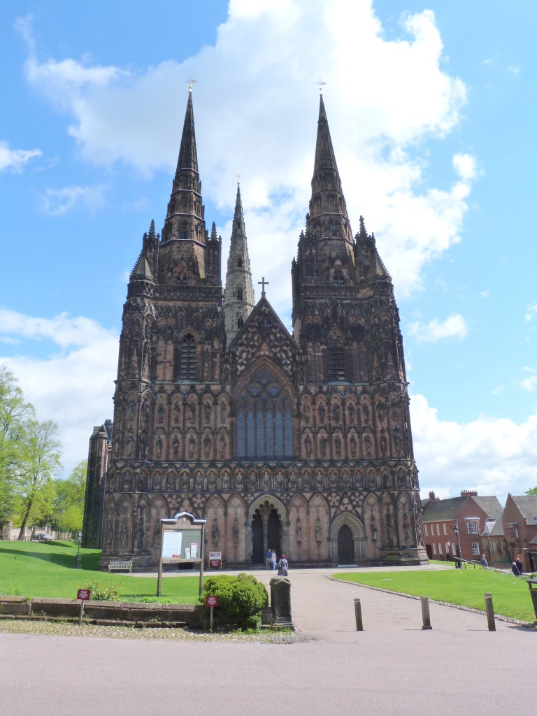 Lichfield Cathedral by calx