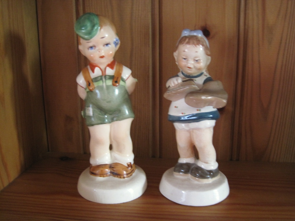 Two little figures from the factory at Dux by quietpurplehaze