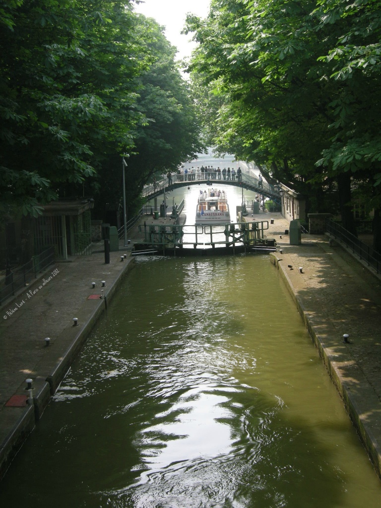 Canal saint Martin by parisouailleurs