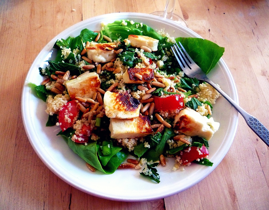 Halloumi and tabbouleh salad by rich57