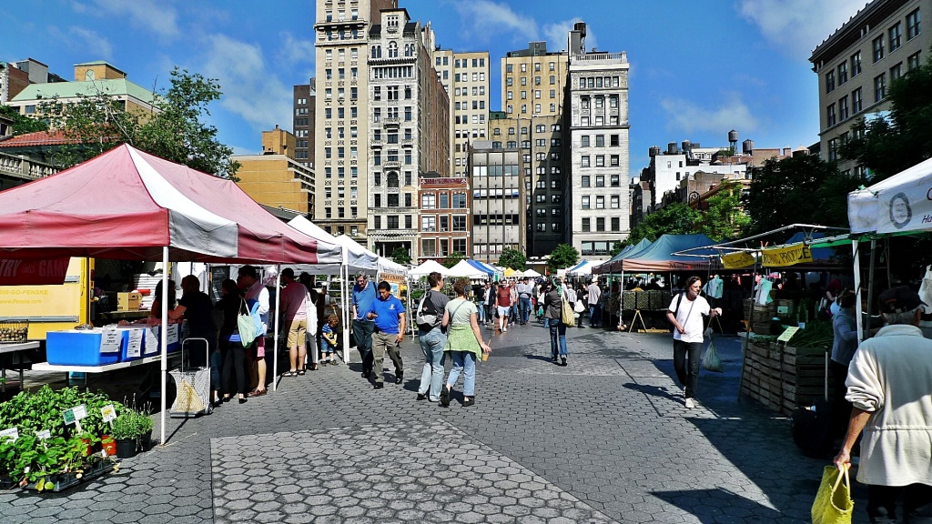 Union Square Farmer's Market by soboy5