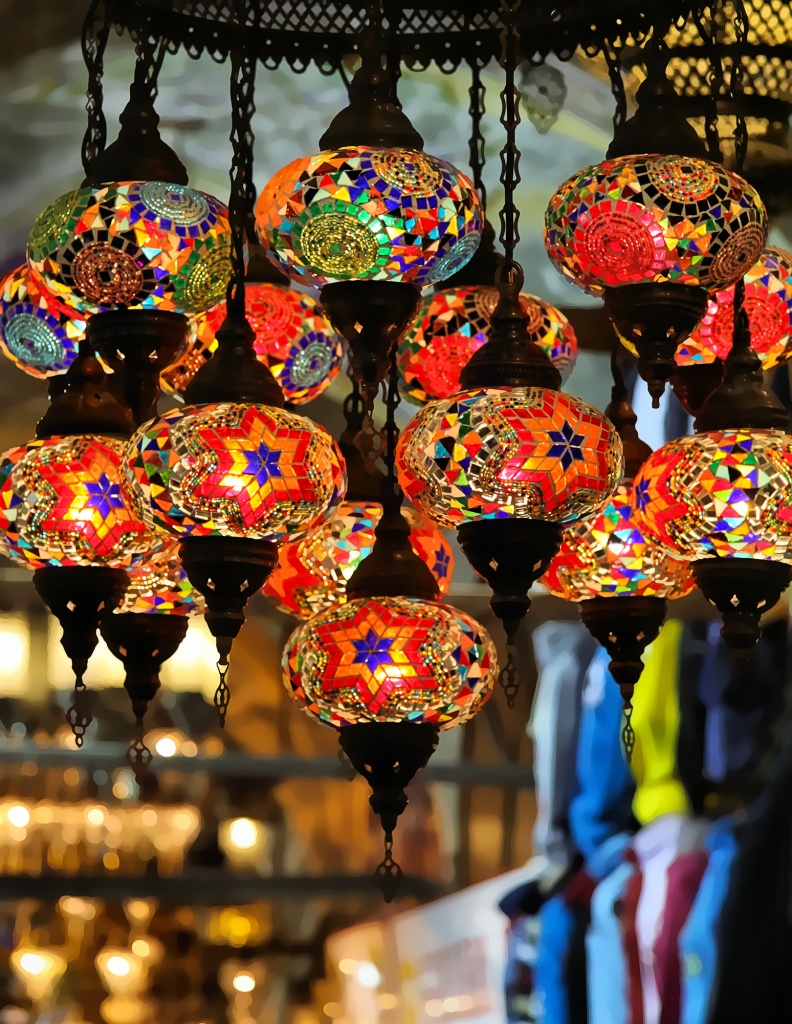 Turkey - Istanbul - Colours of the bazaar by ltodd