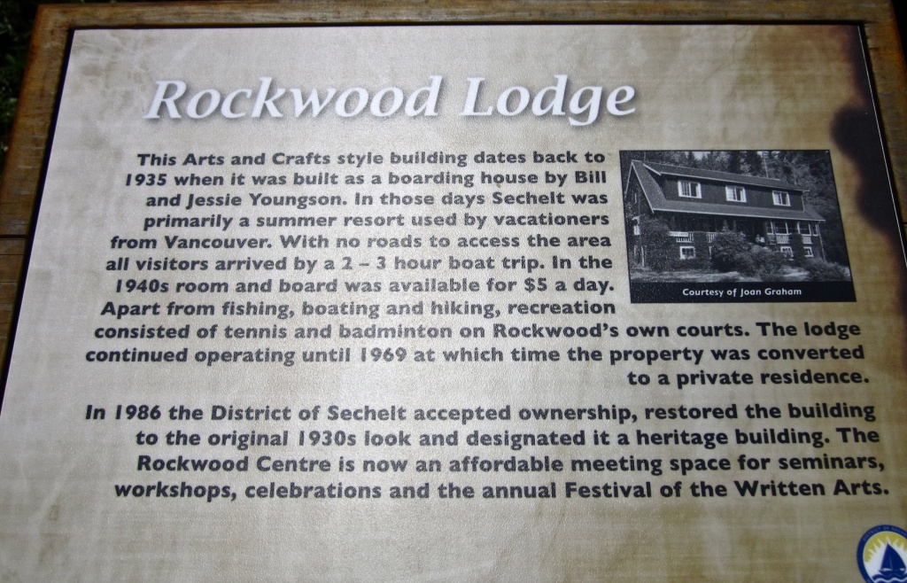 Rockwood Lodge by pamelaf