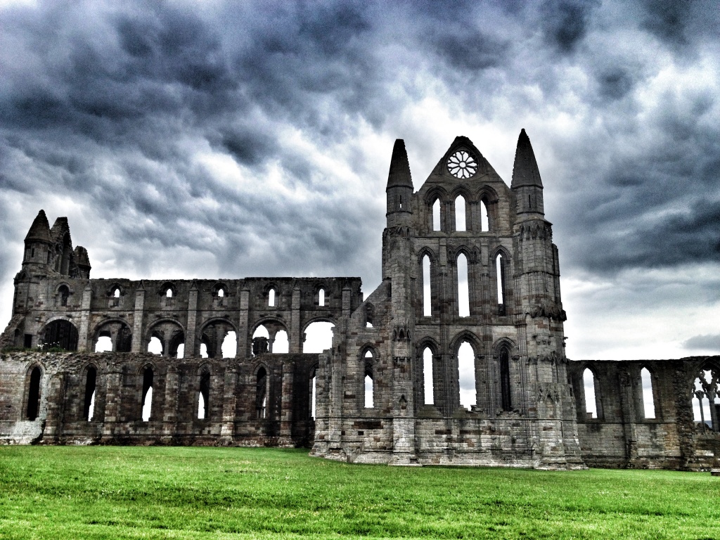 Whitby Abbey by rich57