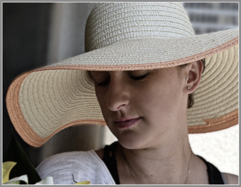 wide-brimmed hat (inspired by the works of tamara de lempicka) by summerfield