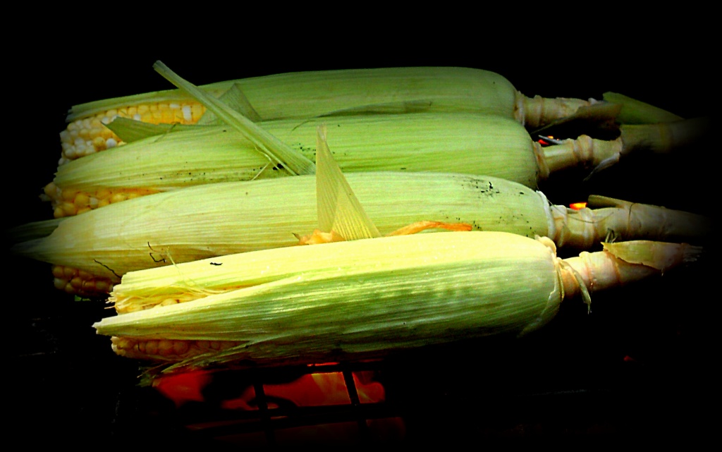 Grilled Corn by yentlski