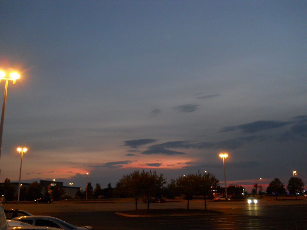 Evening sky by kchuk