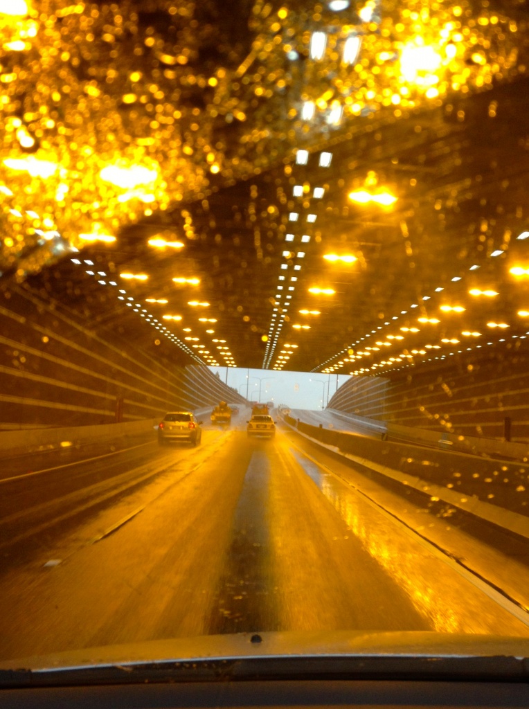 Tunnel by kjarn