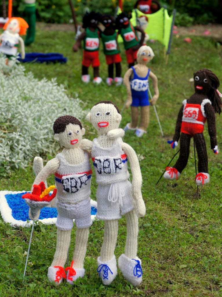 Knitted Olympics 2012 by boxplayer