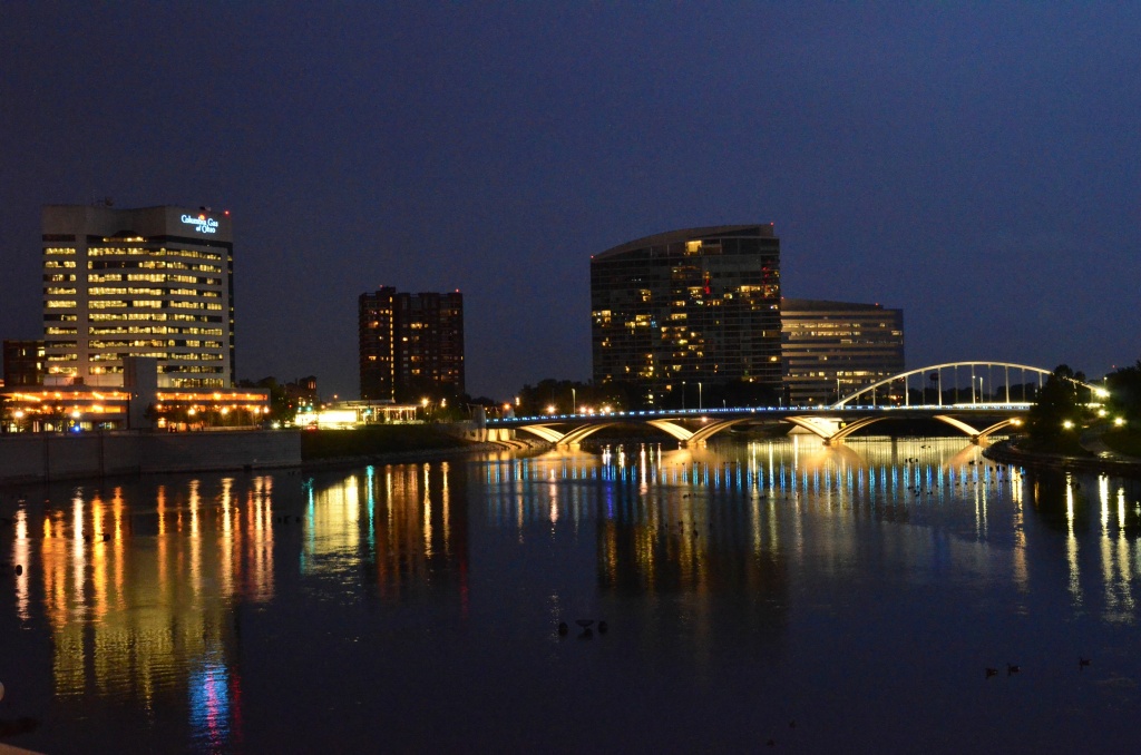 Reflections on the Scioto by ggshearron