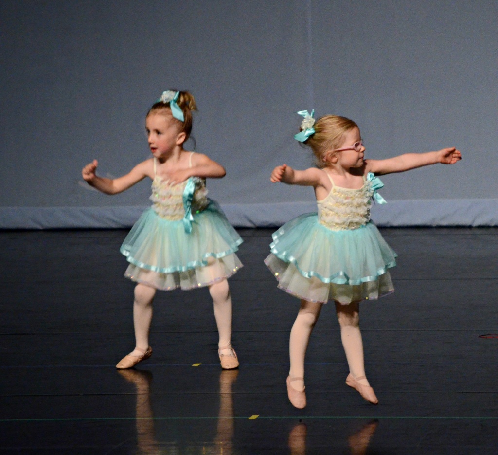 The Little Ballerinas by myhrhelper