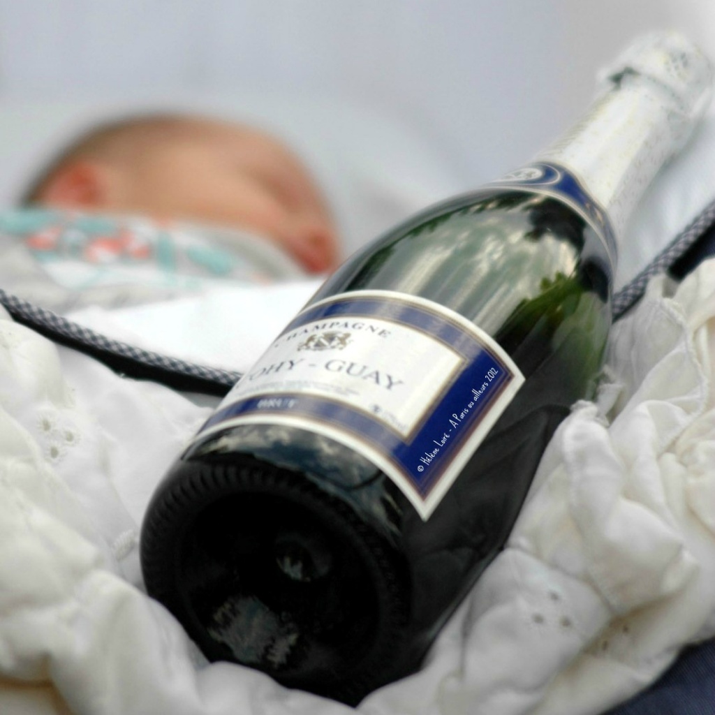 Champagne for the newborn by parisouailleurs