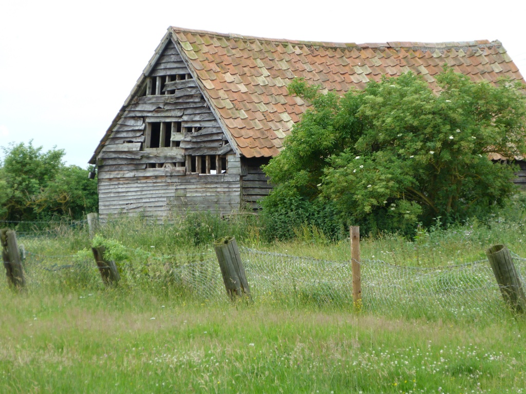 Old Barn by rosiekind