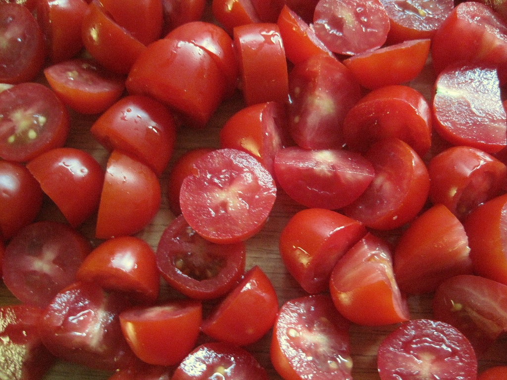cherry tomatoes by quietpurplehaze