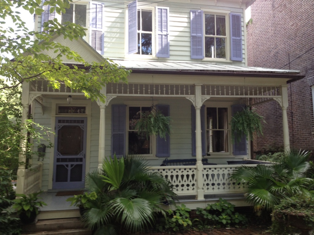 Victorian cottage, Wraggborough neighborhood, Charleston, SC by congaree