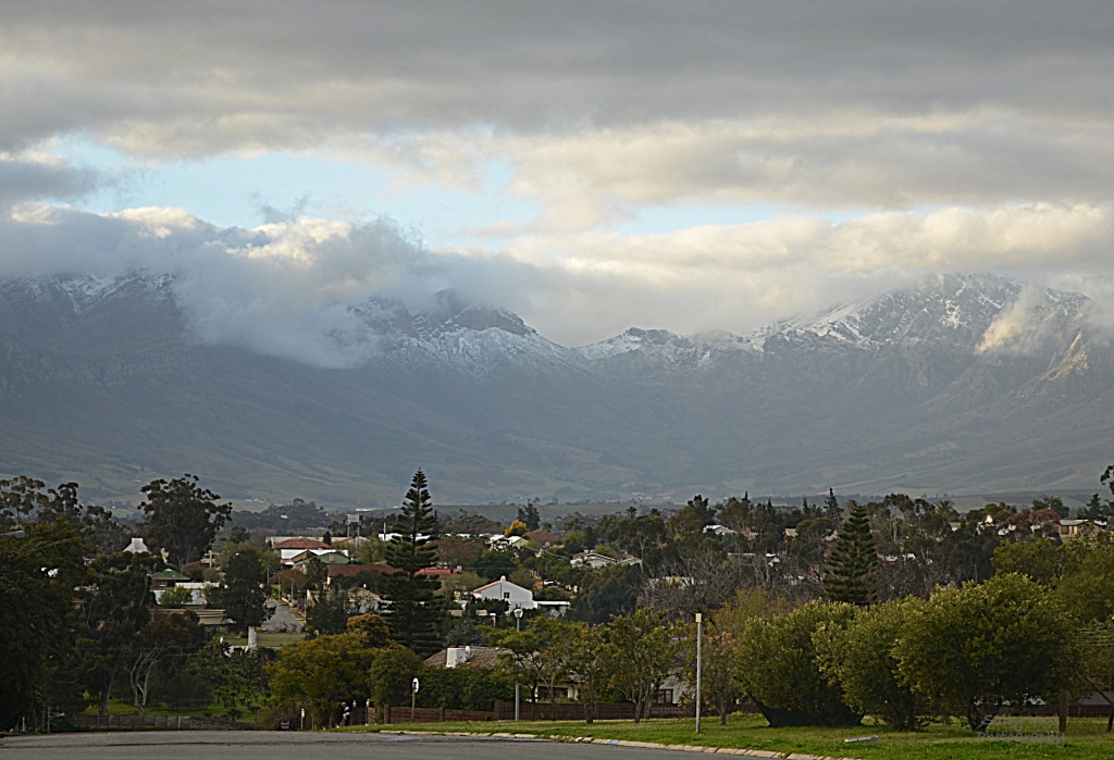 Tulbagh with Snow 1 by salza