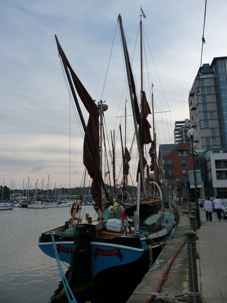 Ipswich Waterfront by lellie