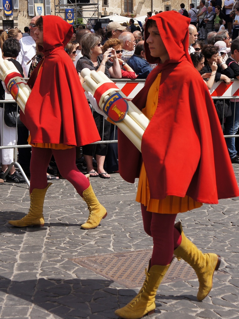 Italy Day 9: Little Red Riding Hood by boxplayer