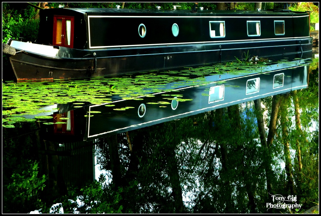 Canal Boat by tonygig
