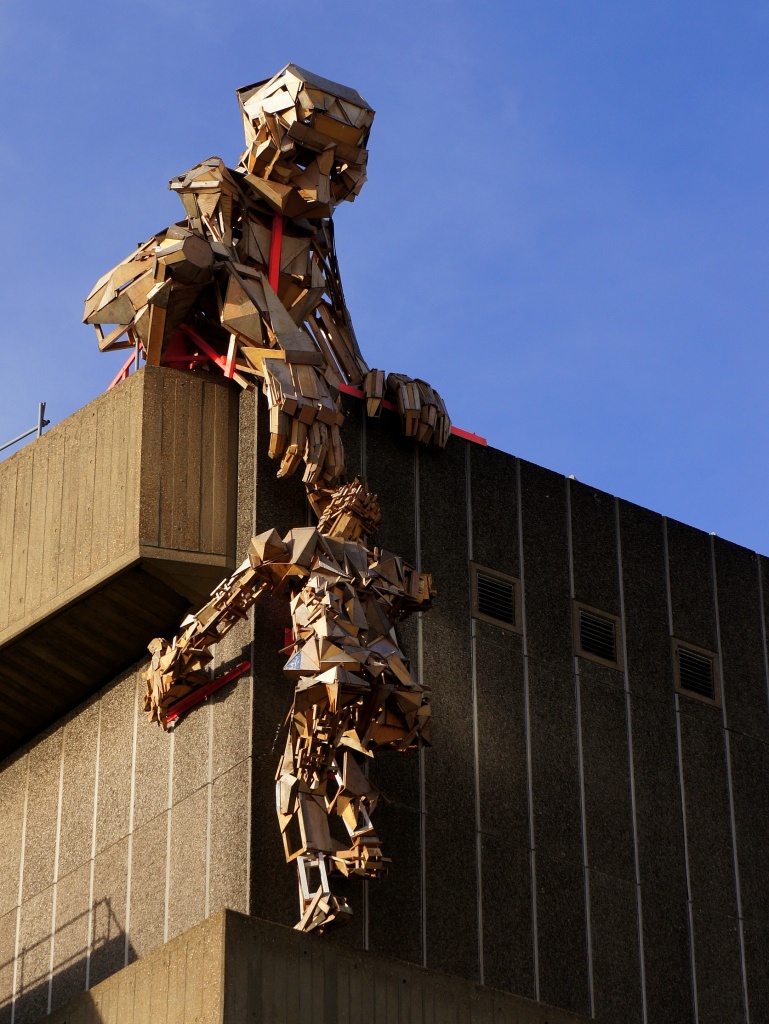 South Bank giants by boxplayer