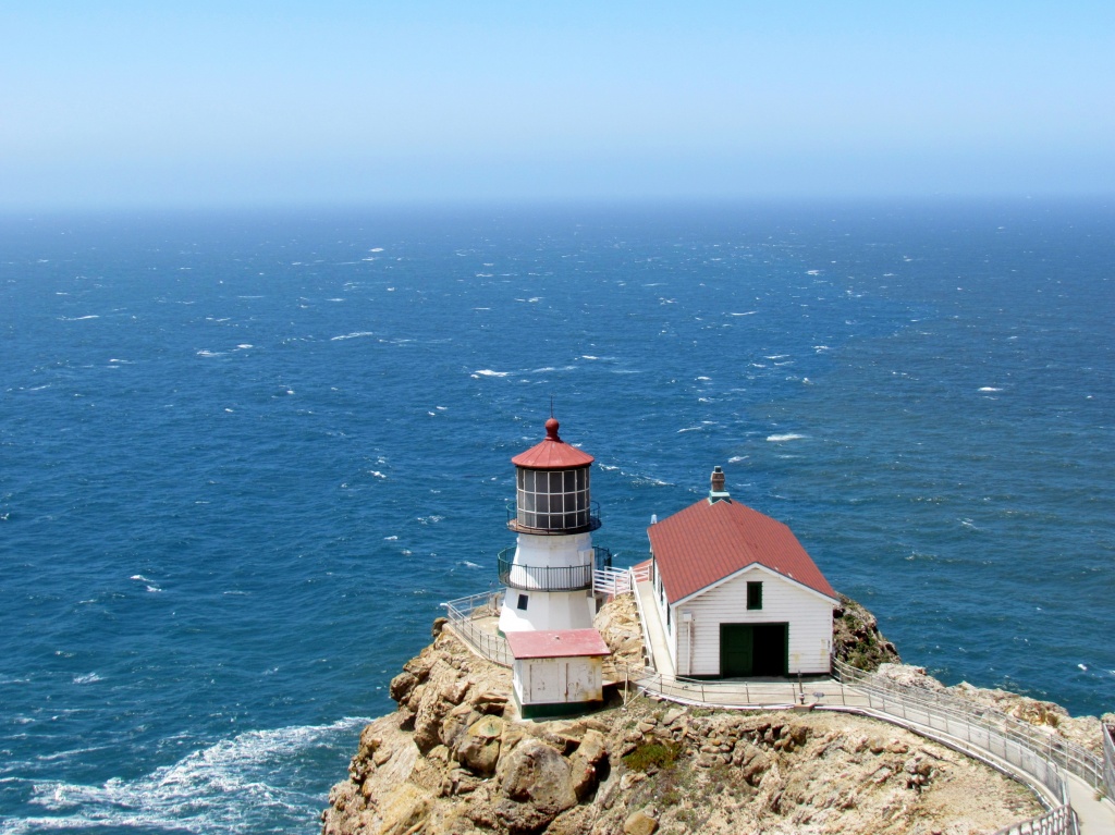 Point Reyes Light by juletee
