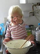 22nd Aug 2012 - Cooking or making a noise?