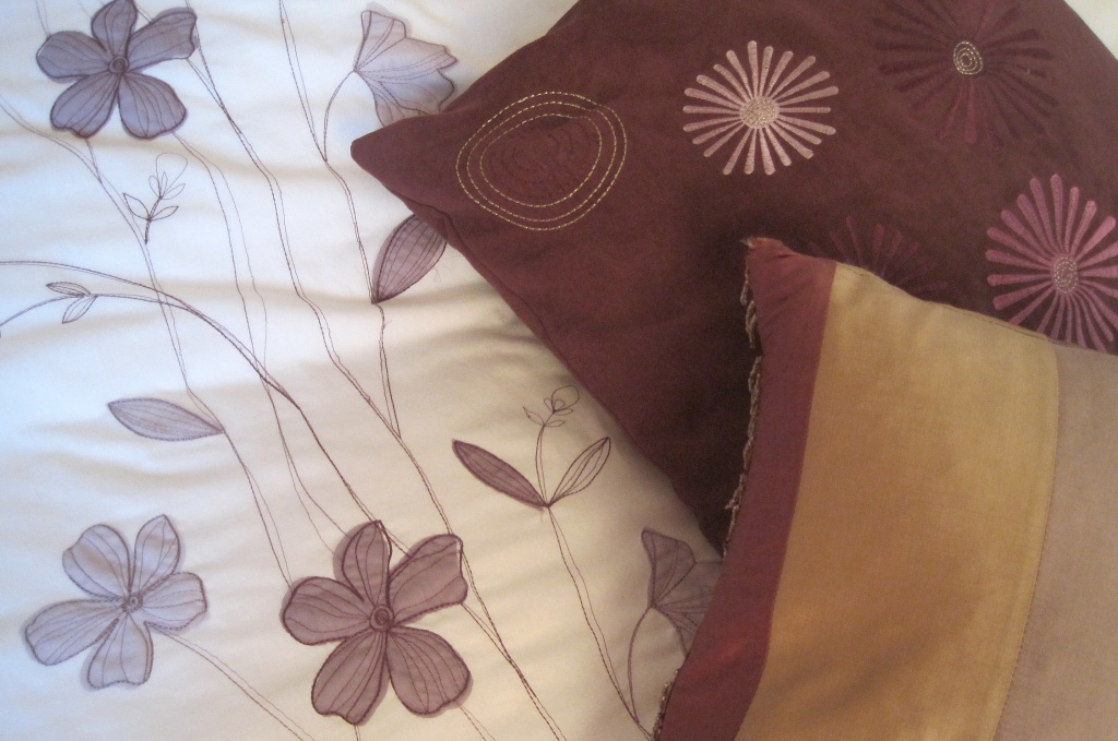 Day 1: Purple - soft furnishings by quietpurplehaze